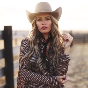 Meet your Posher, Ashlyn